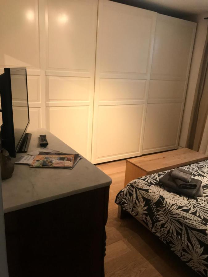 Camera Con Bagno Privato E Parcheggio Lucca Kültér fotó